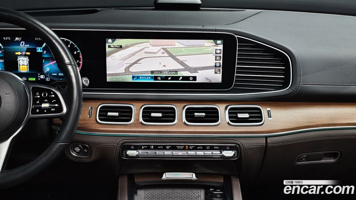 Mercedes-Benz GLE-Class 2021