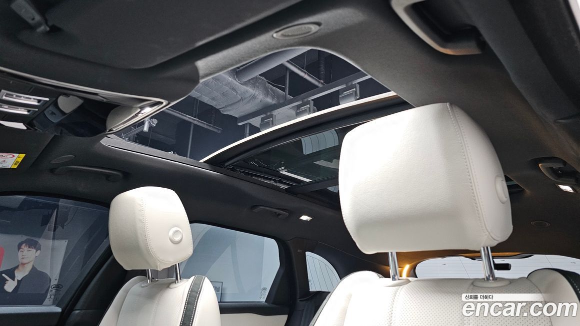 Land Rover Range Rover Velar 2023