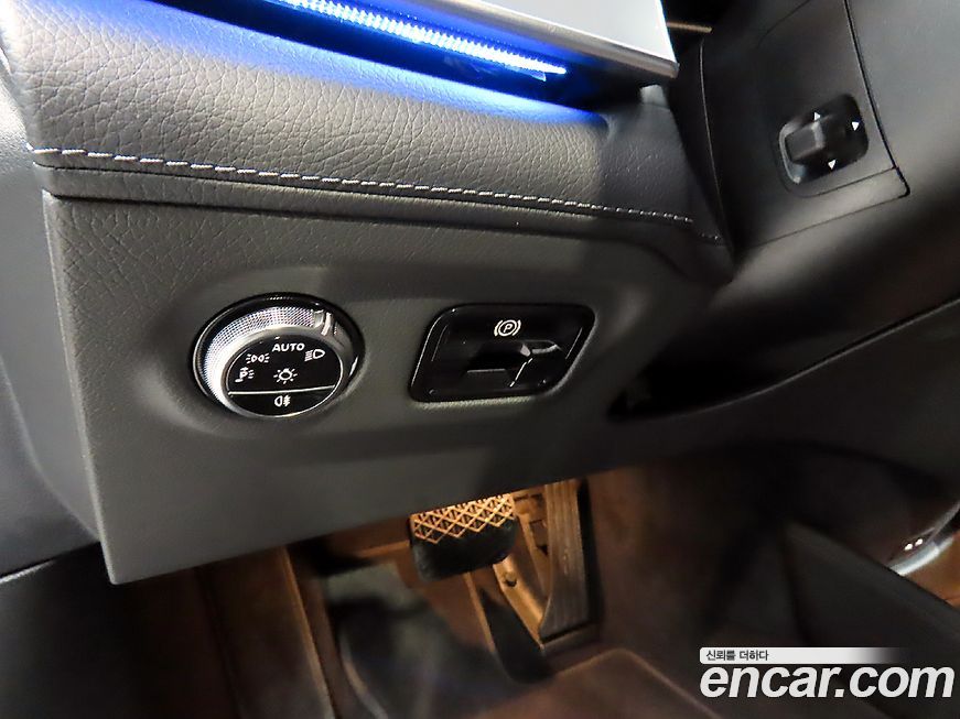 Mercedes-Benz EQE 2024