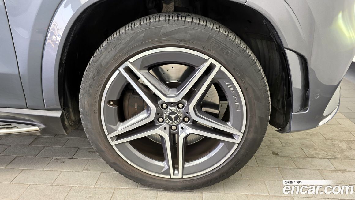 Mercedes-Benz GLS-Class 2022