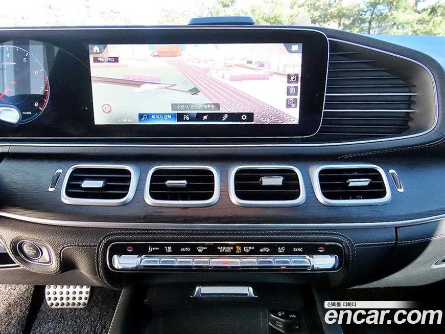 Mercedes-Benz GLS-Class 2021