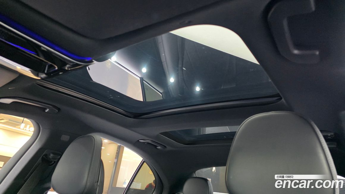 Mercedes-Benz E-Class 2024