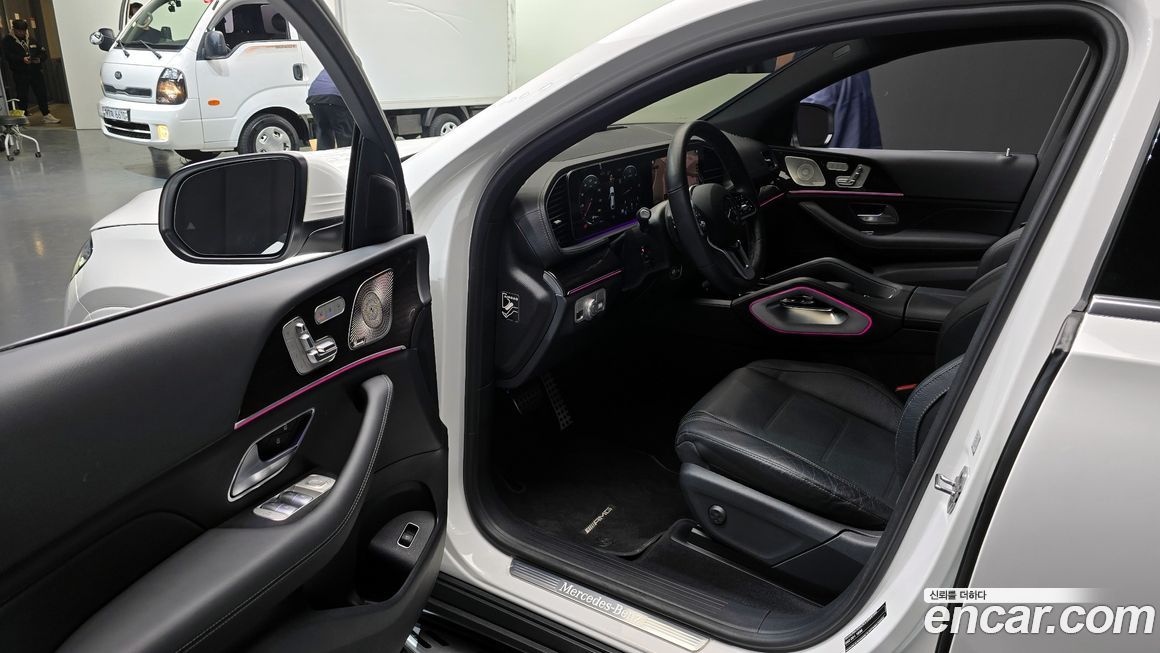 Mercedes-Benz GLE-Class 2023