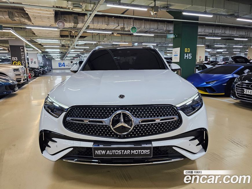 Mercedes-Benz GLC-Class 2025
