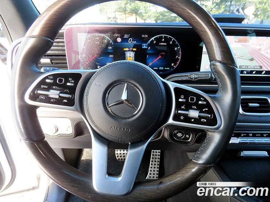 Mercedes-Benz GLS-Class 2021