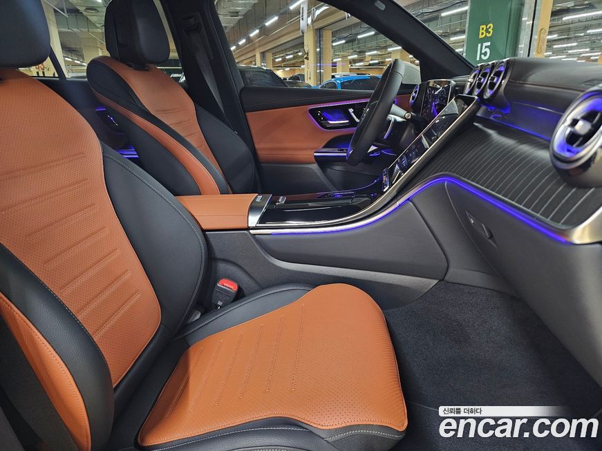 Mercedes-Benz GLC-Class 2025