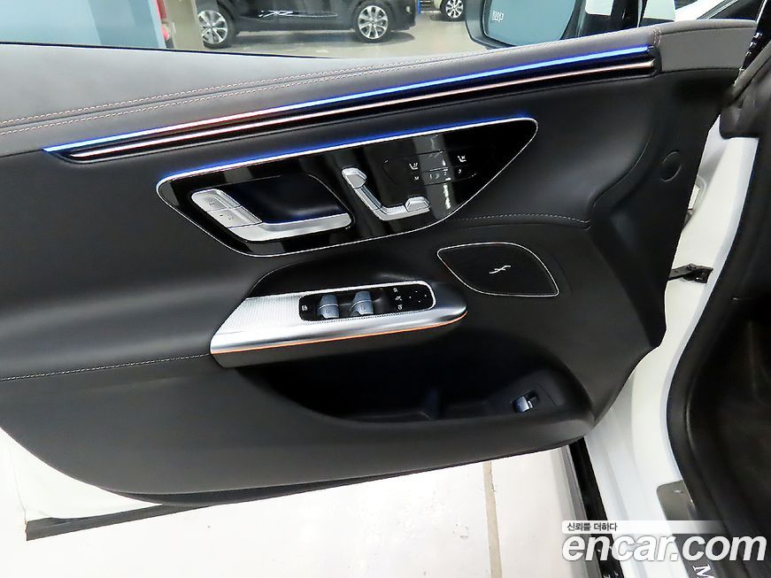 Mercedes-Benz EQE 2024