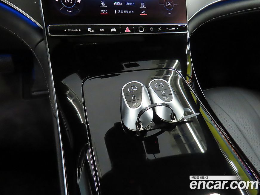 Mercedes-Benz EQE 2024