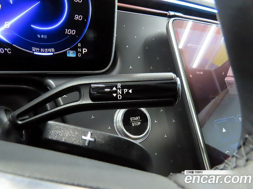 Mercedes-Benz EQE 2024