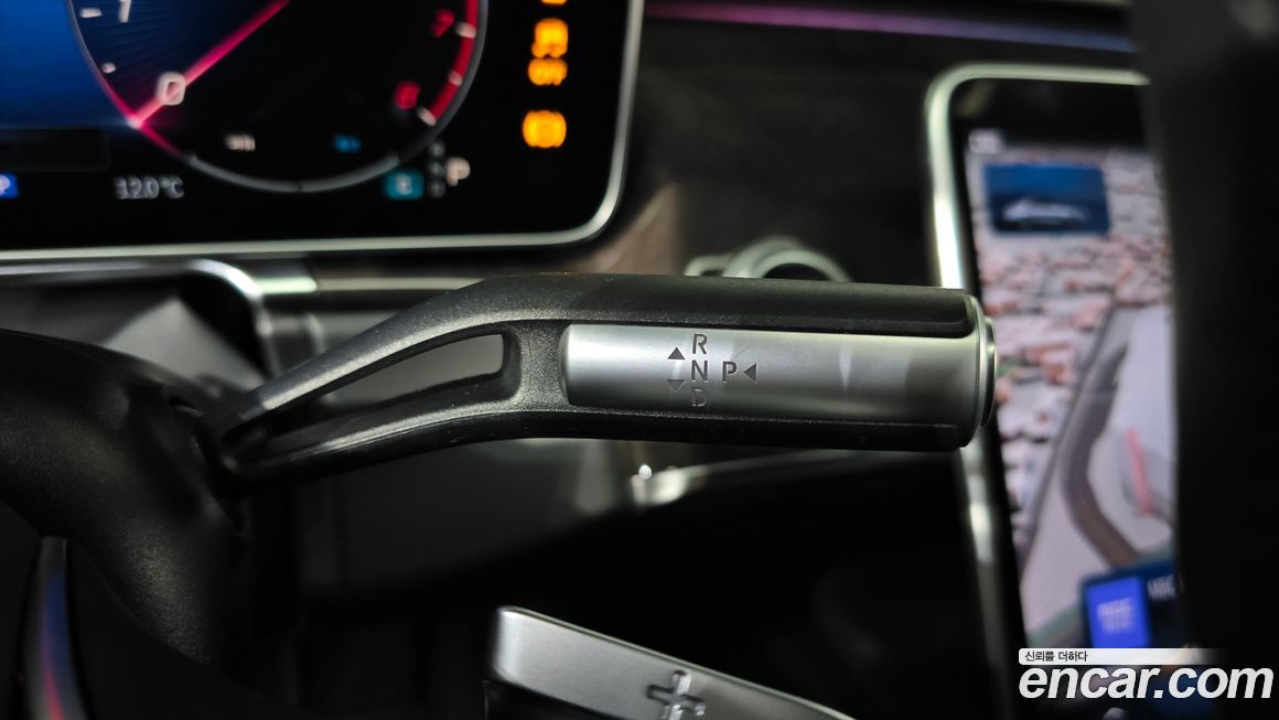 Mercedes-Benz S-Class 2021