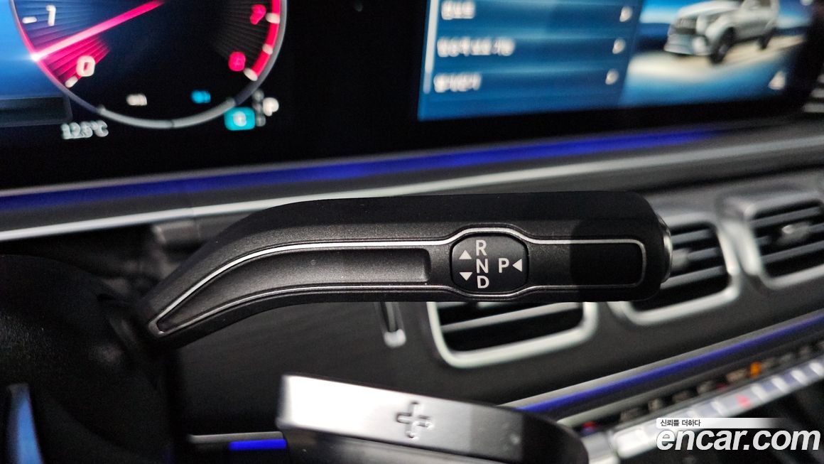 Mercedes-Benz GLE-Class 2025