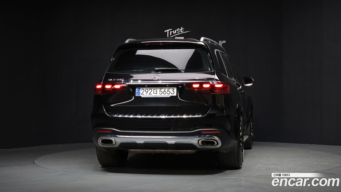 Mercedes-Benz GLS-Class 2024