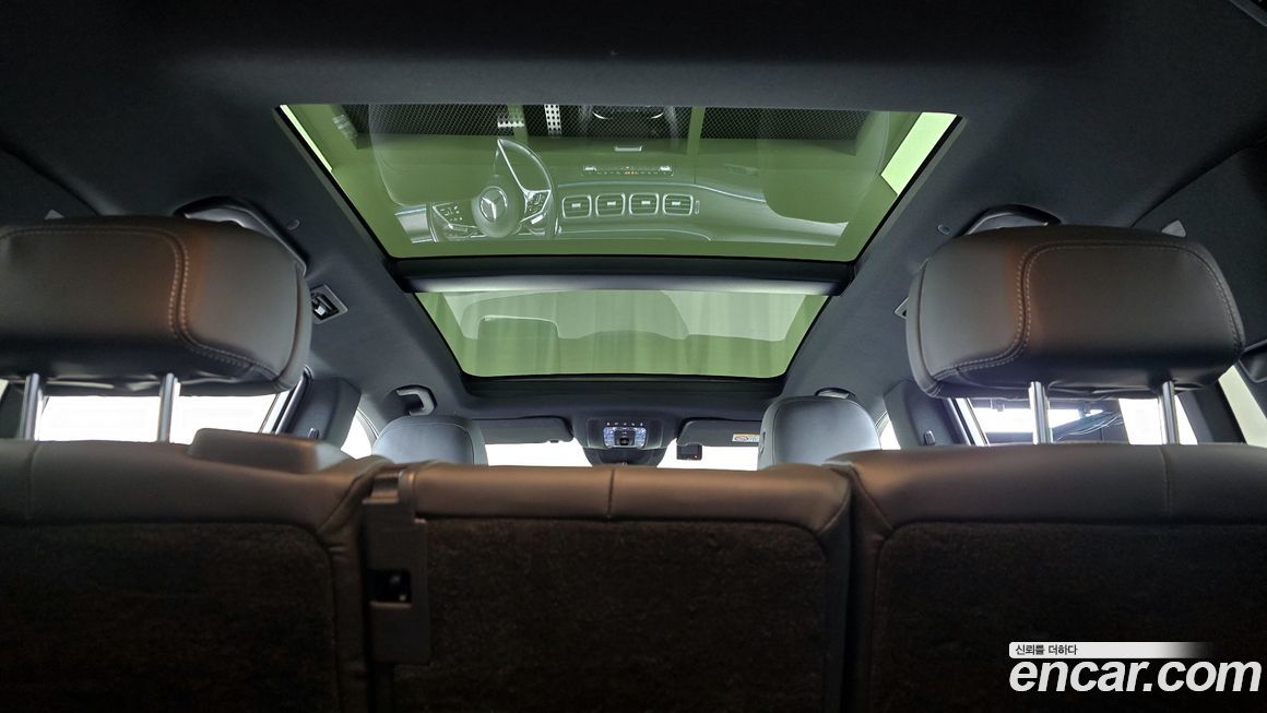 Mercedes-Benz GLS-Class 2024