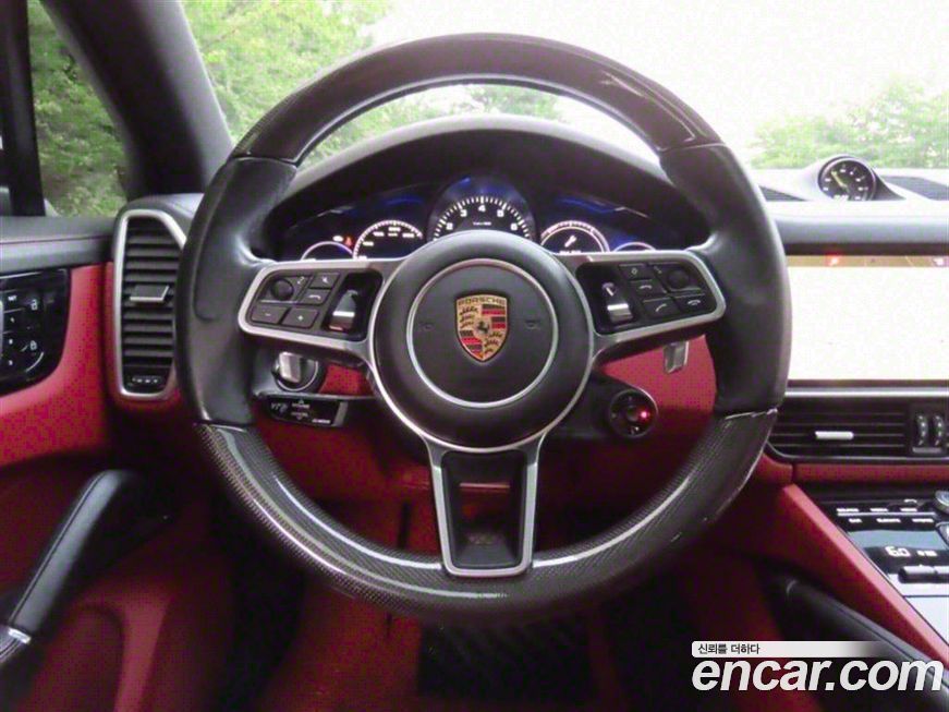 Porsche Cayenne 2021