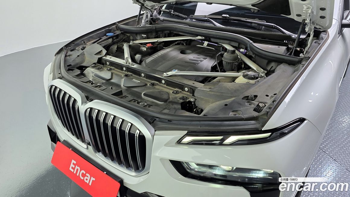 BMW X7 2024