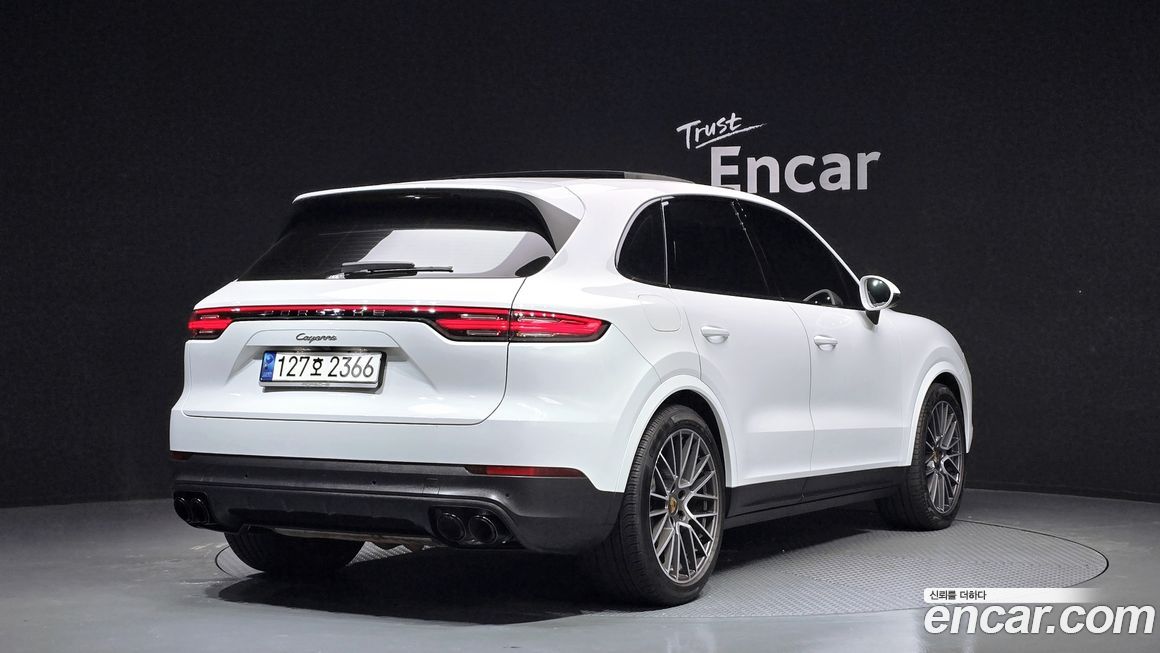Porsche Cayenne 2023