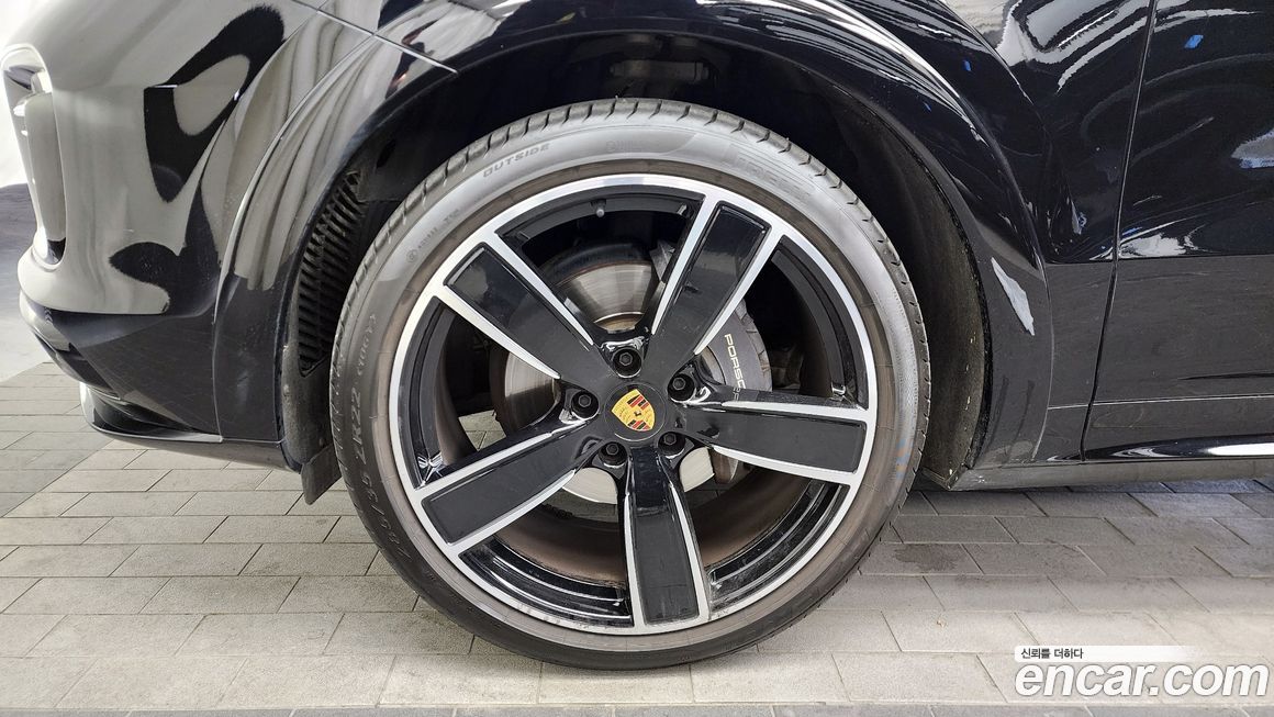 Porsche Cayenne 2023