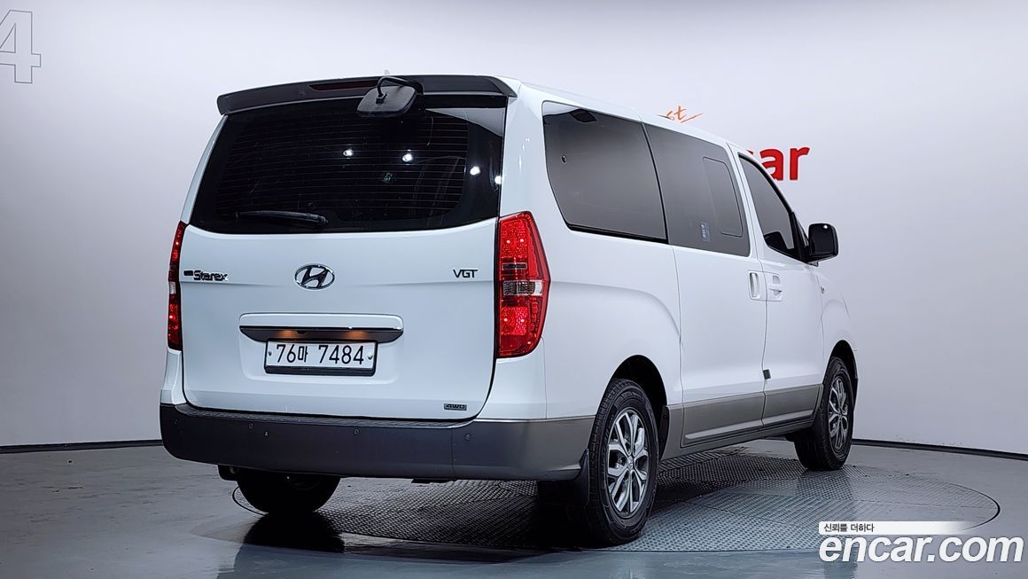 Hyundai Starex 2018