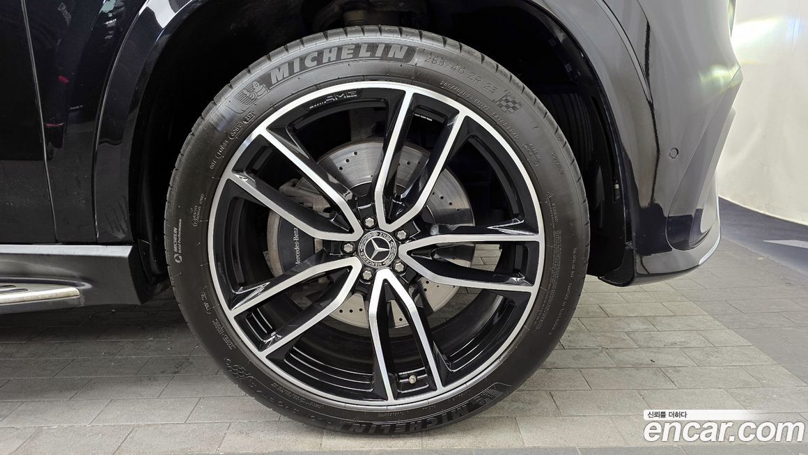 Mercedes-Benz GLS-Class 2024