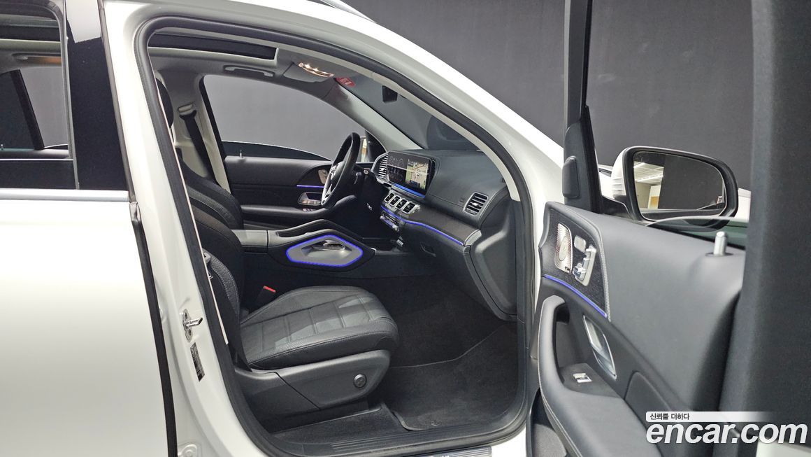 Mercedes-Benz GLE-Class 2025