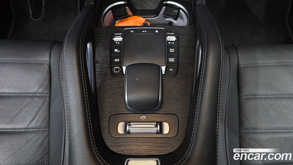 Mercedes-Benz GLE-Class 2025