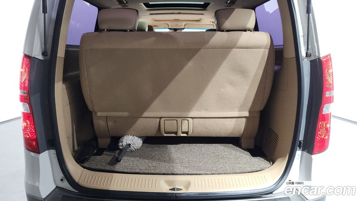 Hyundai Starex 2018