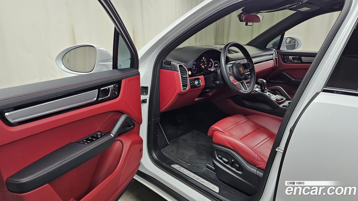 Porsche Cayenne 2023