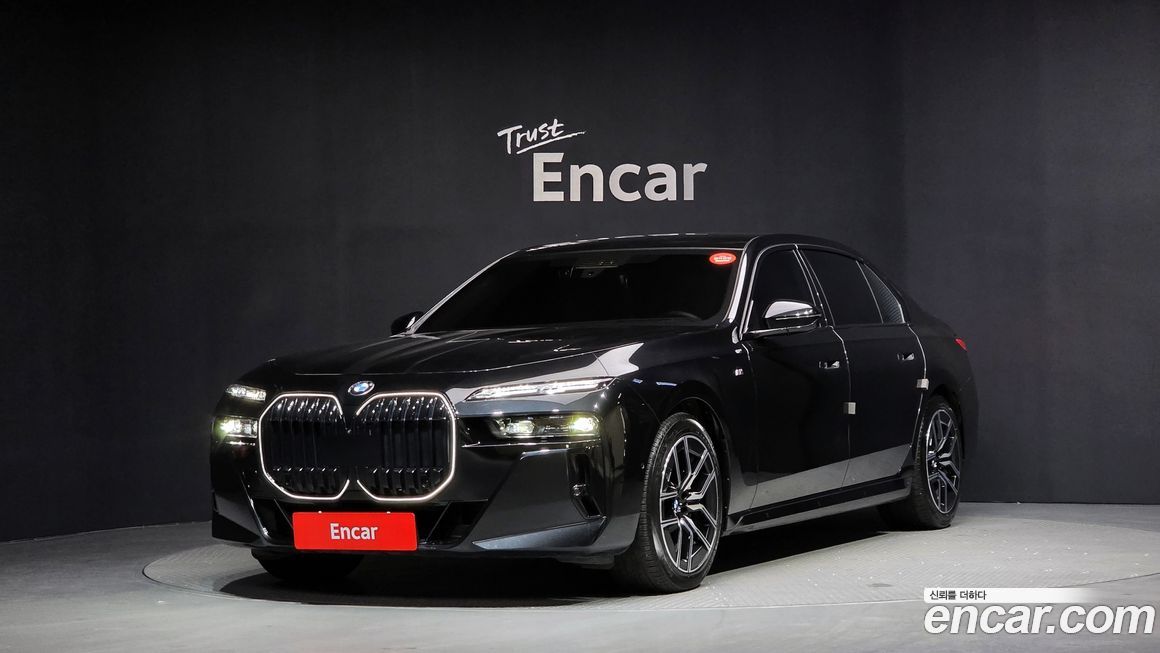 BMW 7-Series 2024