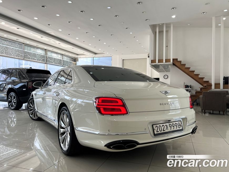 Bentley Flying Spur 2022