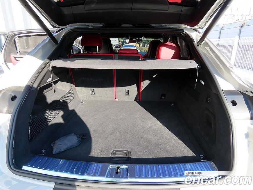 Porsche Cayenne 2022