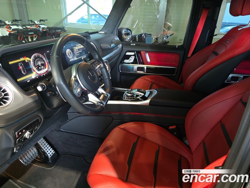 Mercedes-Benz G-Class 2024