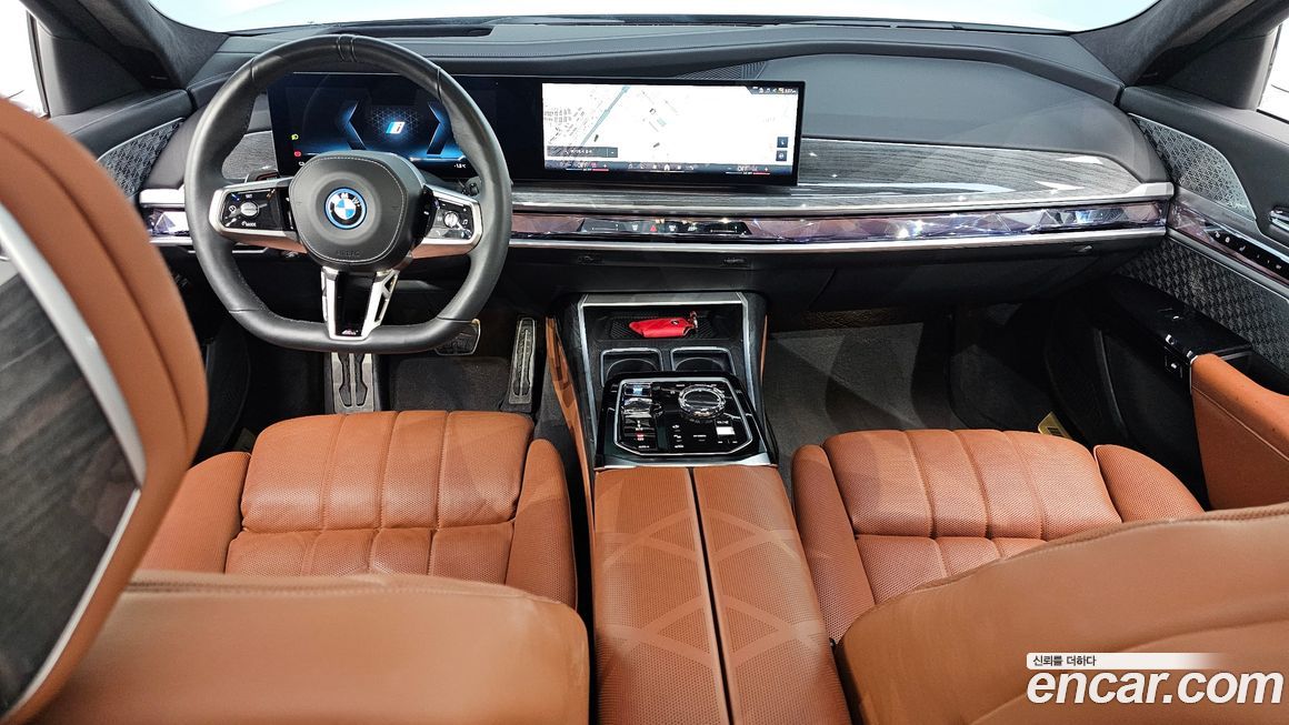 BMW i7 2023