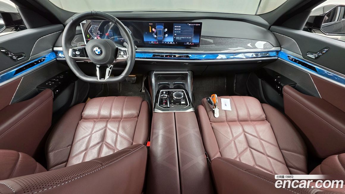 BMW 7-Series 2024