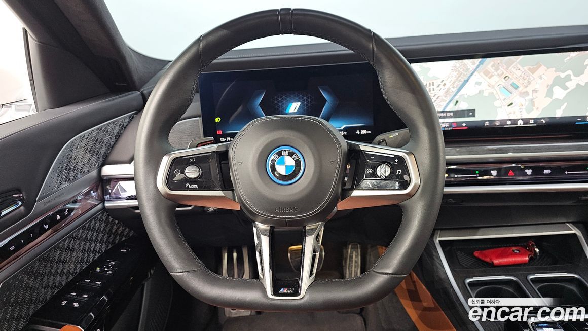 BMW i7 2023