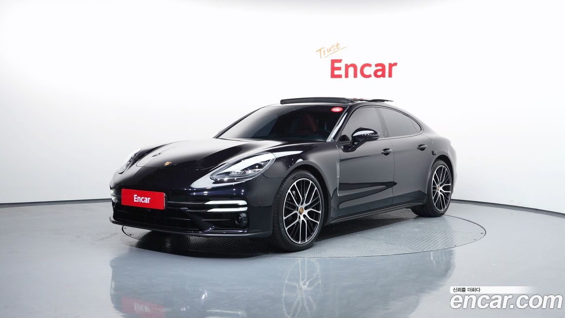 Porsche Panamera 2023