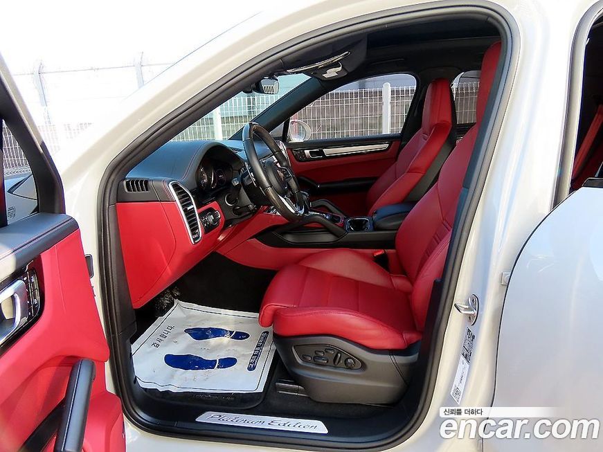 Porsche Cayenne 2022