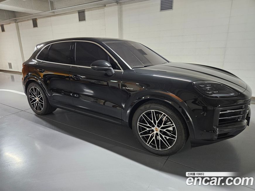 Porsche Cayenne 2025