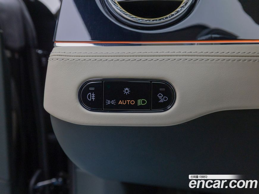 Bentley Continental 2024