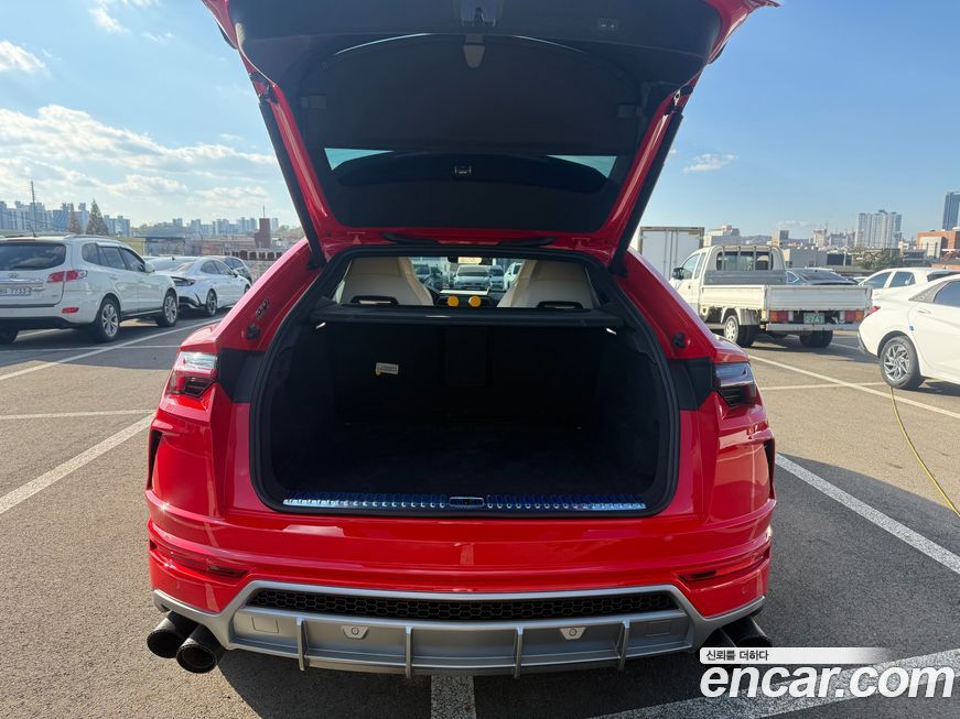 Lamborghini Urus 2020