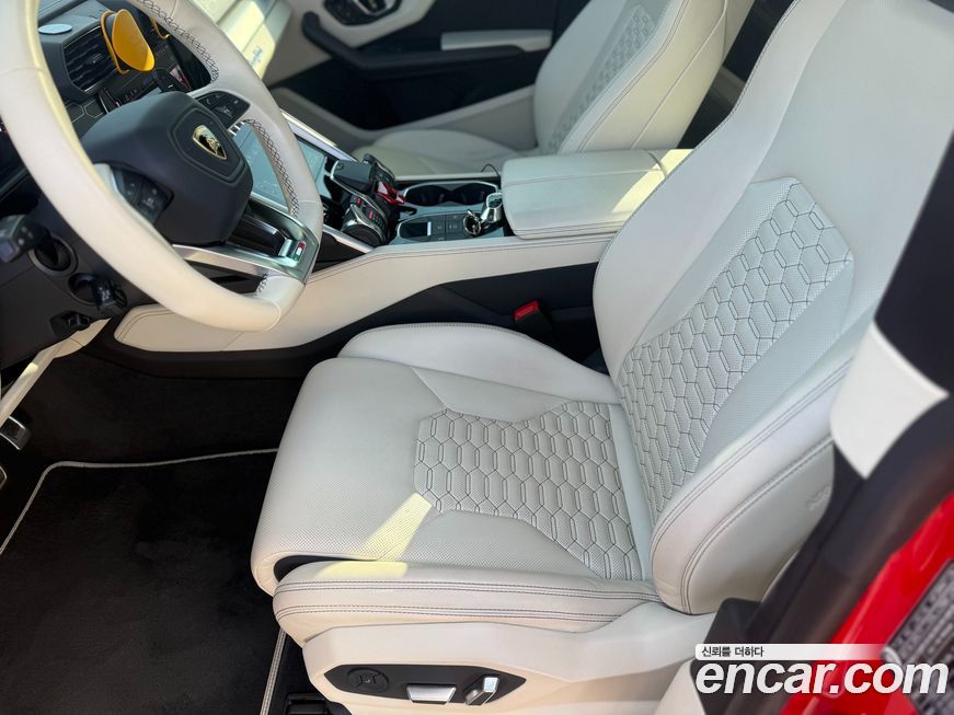Lamborghini Urus 2020