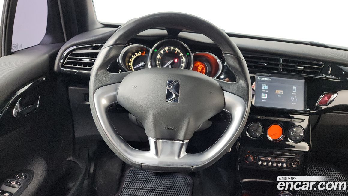 Citroen-DS DS3 2012