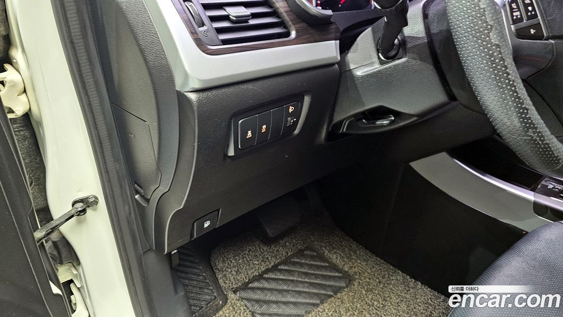 KG_Mobility_Ssangyong KORANDO 2015