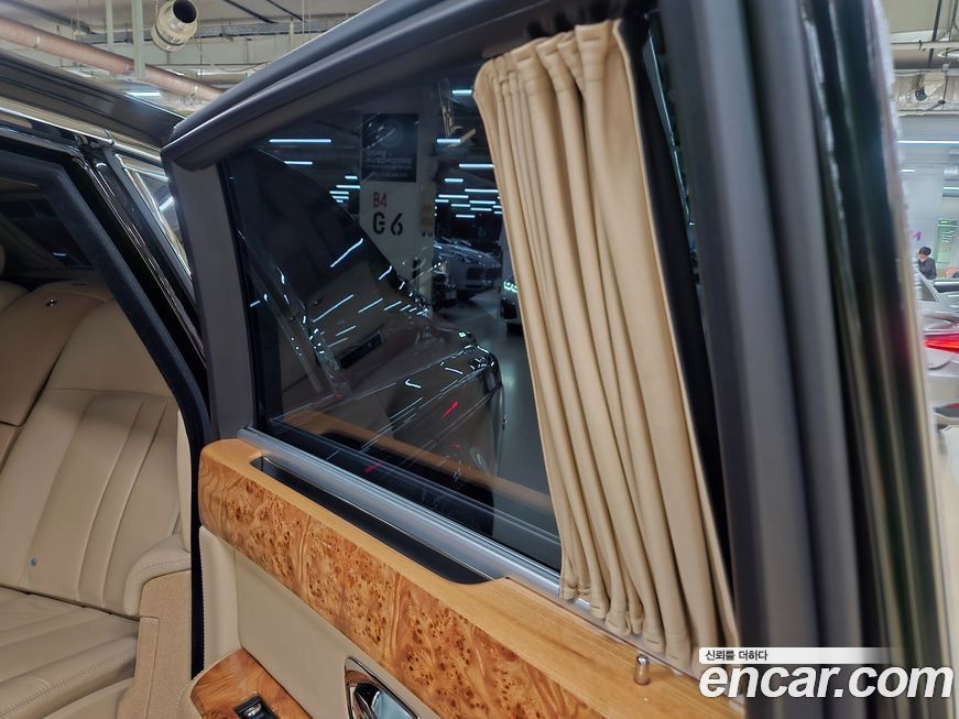 Rolls-Royce Phantom 2014