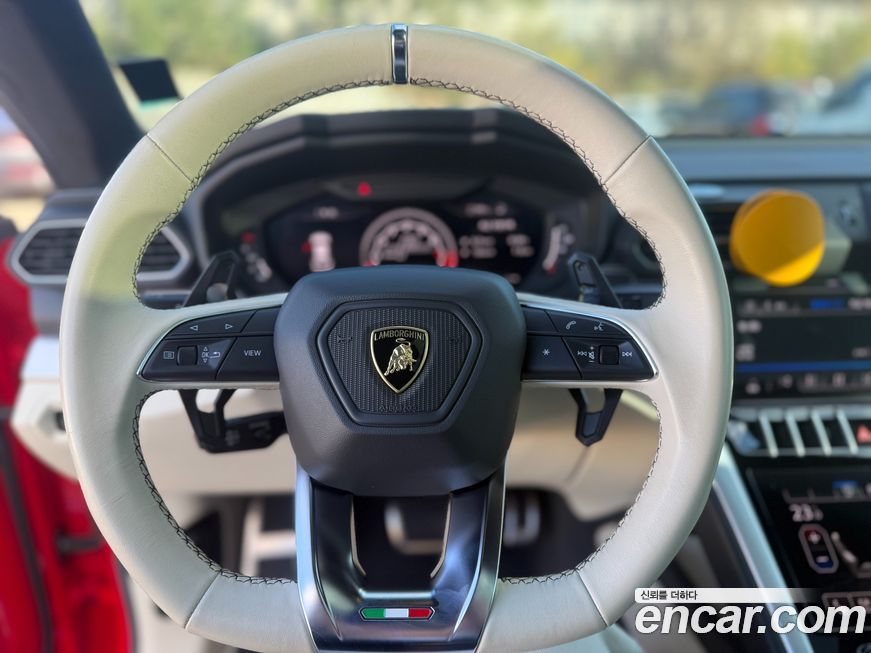 Lamborghini Urus 2020