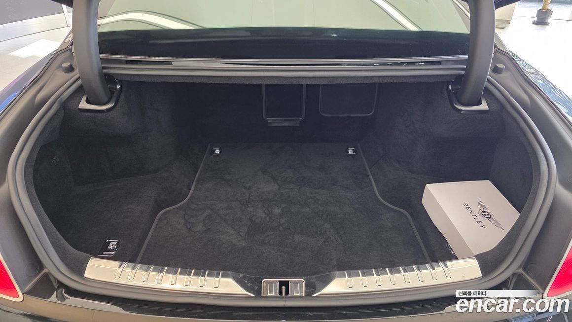 Bentley Flying Spur 2024