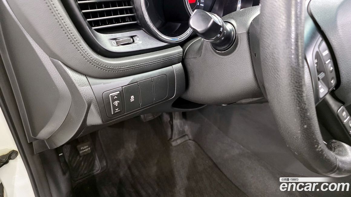 Kia K5 2011