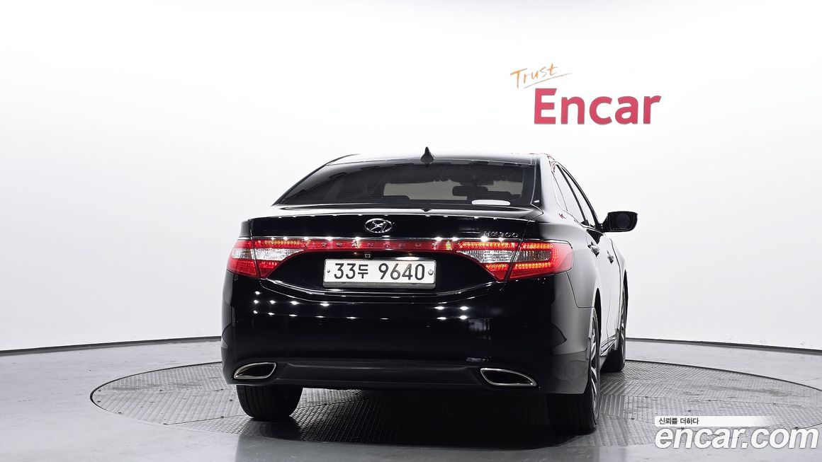 Hyundai Grandeur 2011