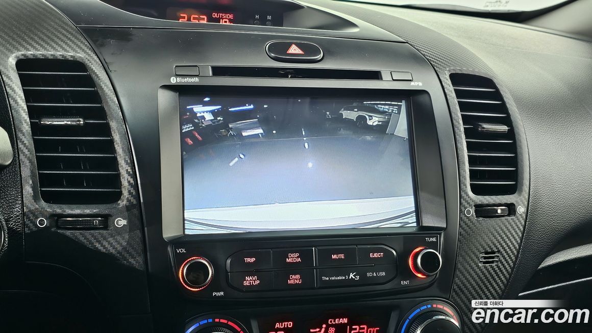Kia K3 2015