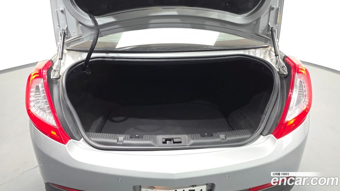 Lincoln MKS 2014