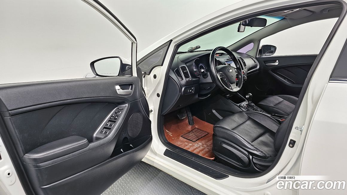 Kia K3 2015